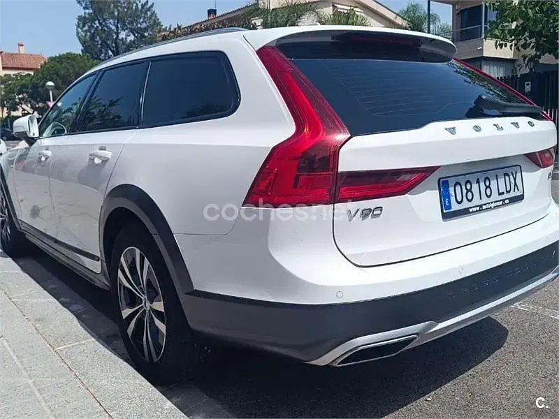 Usado Volvo V90 CC 190 CV (139 kW) 2020 Blanco Familiar