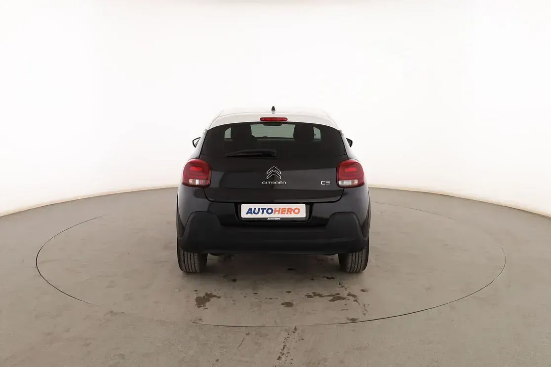 Usado Citroën C3 Shine 102 CV (75 kW) 2021 Negro Utilitario