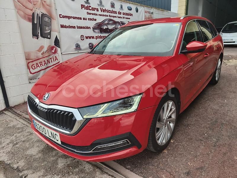 Rojo Usado 2021 Skoda Octavia Style Familiar | 16.500 € (Precio justo) - Imagen 1/4