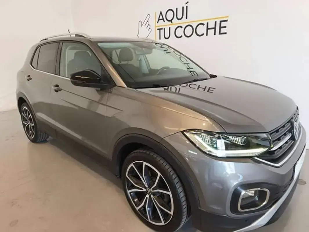Usado VW T-Cross Sportline 150 CV (110 kW) 2021 Gris SUV