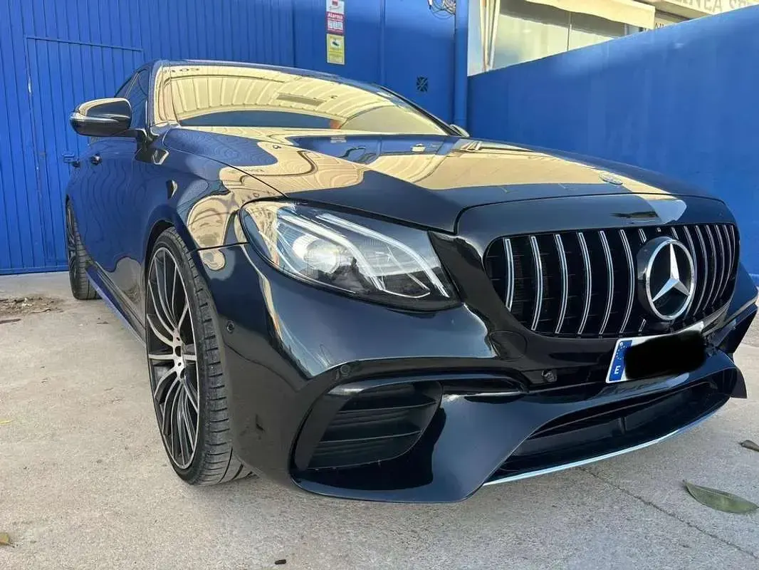 Usado Mercedes E450 366 CV (269 kW) 2019 Negro Berlina