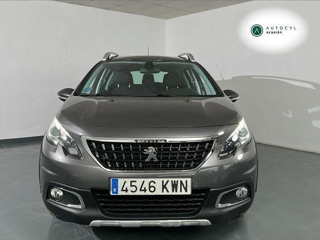 Usado Peugeot 2008 Allure 100 CV (73 kW) 2019 Blanco SUV
