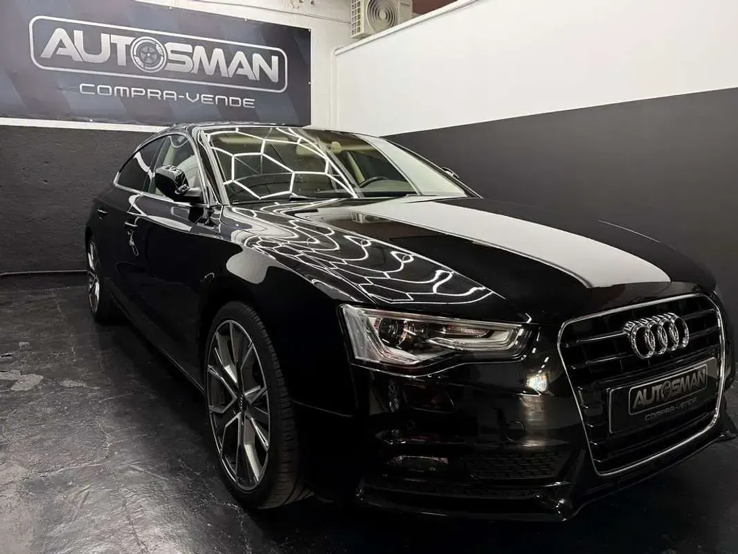 Usado Audi A5 Sportback Advanced 150 CV (110 kW) 2015 Negro Utilitario
