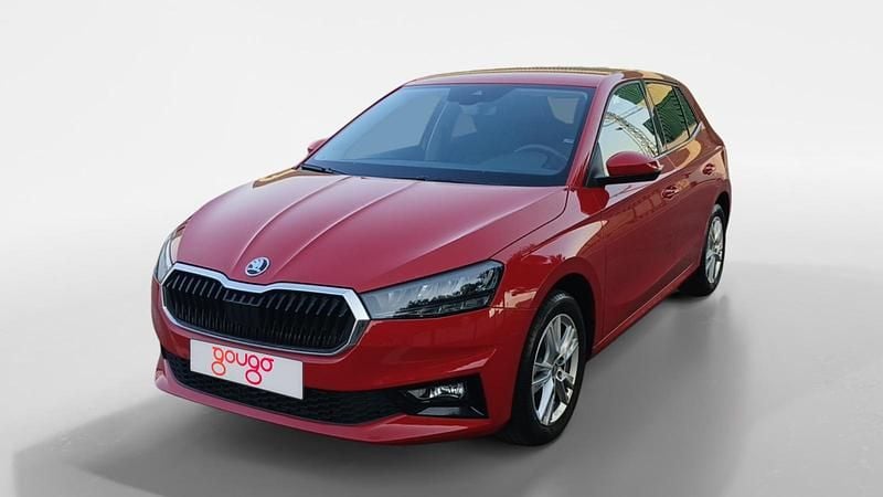 Rojo Usado 2024 Skoda Fabia Selection Utilitario | 15.490 € (Super precio) - Imagen 1/4