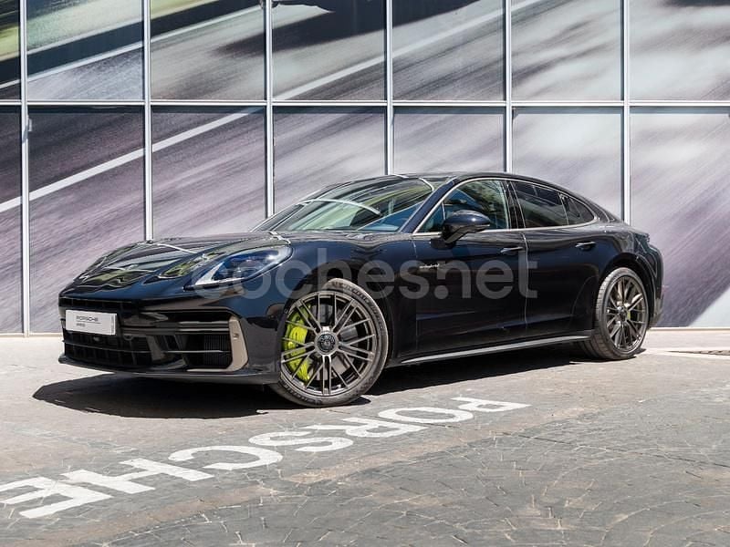 Negro Usado 2024 Porsche Panamera Turbo E-Hybrid Berlina | 199.000 € - Imagen 1/4