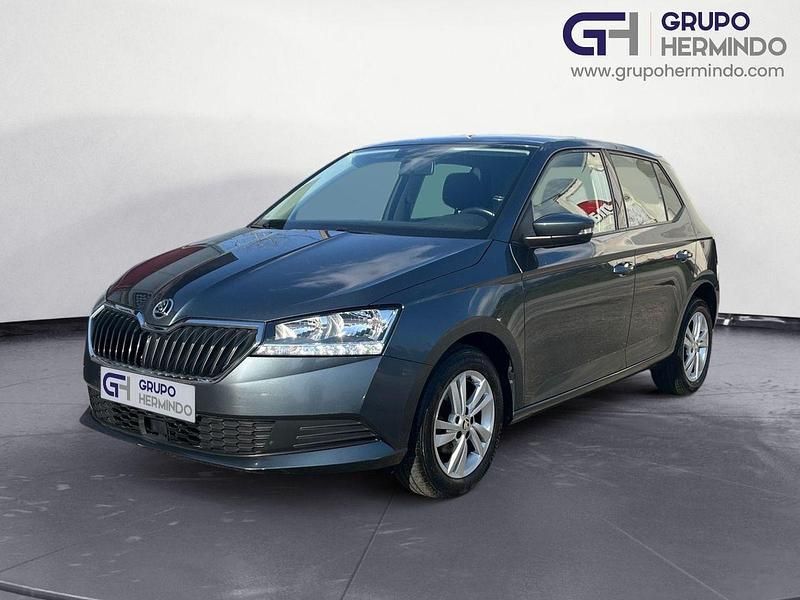 Gris / plata Usado 2020 Skoda Fabia Berlina | 11.865 € (Precio justo) - Imagen 1/4