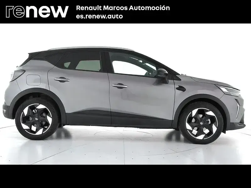 Usado Renault Captur Techno 100 CV (73 kW) 2025 Gris SUV