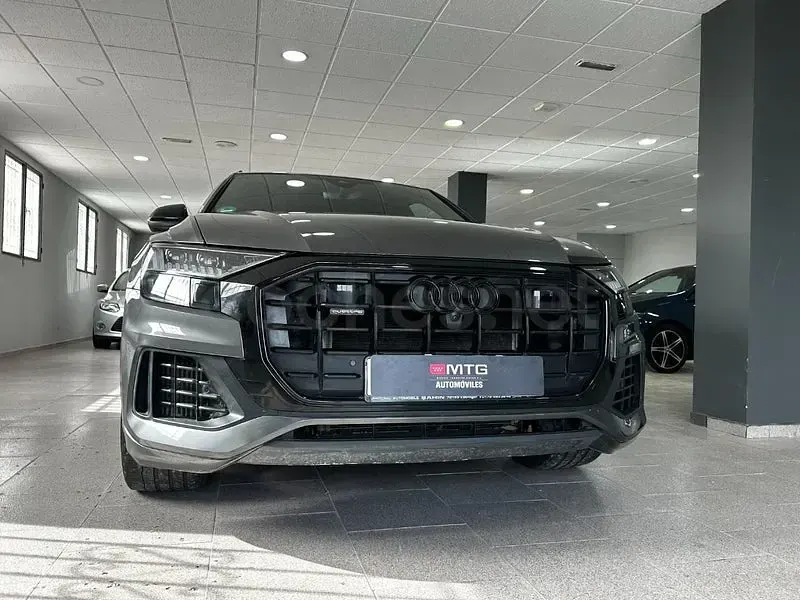 Usado Audi Q8 Sport 340 HP (250 kW) 2022 Cinzento SUV