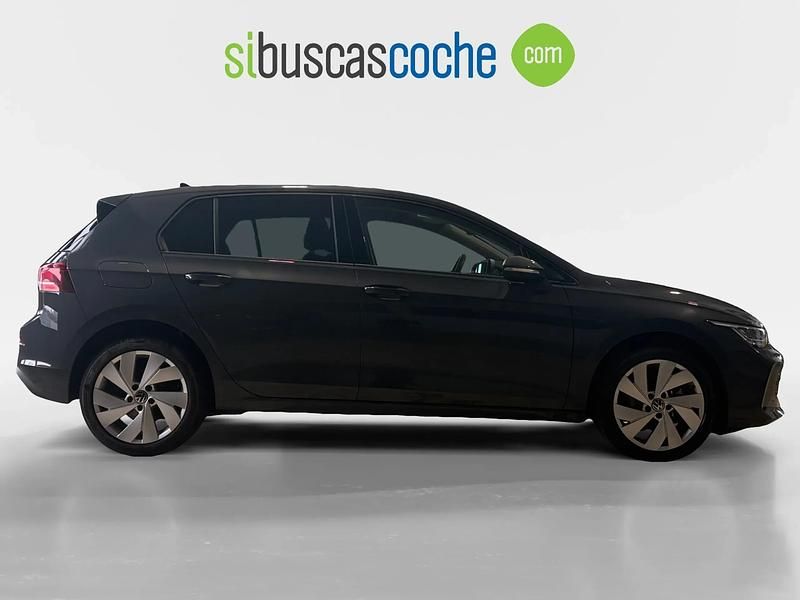 Usado VW Golf VIII 115 CV (84 kW) 2025 Gris/plata