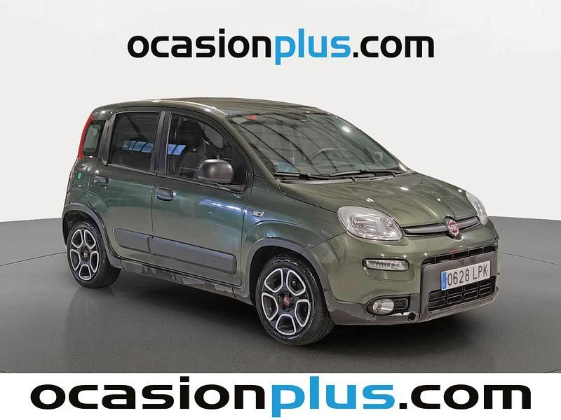 Usado Fiat Panda City Life 70 CV (51 kW) 2021 Verde Utilitario