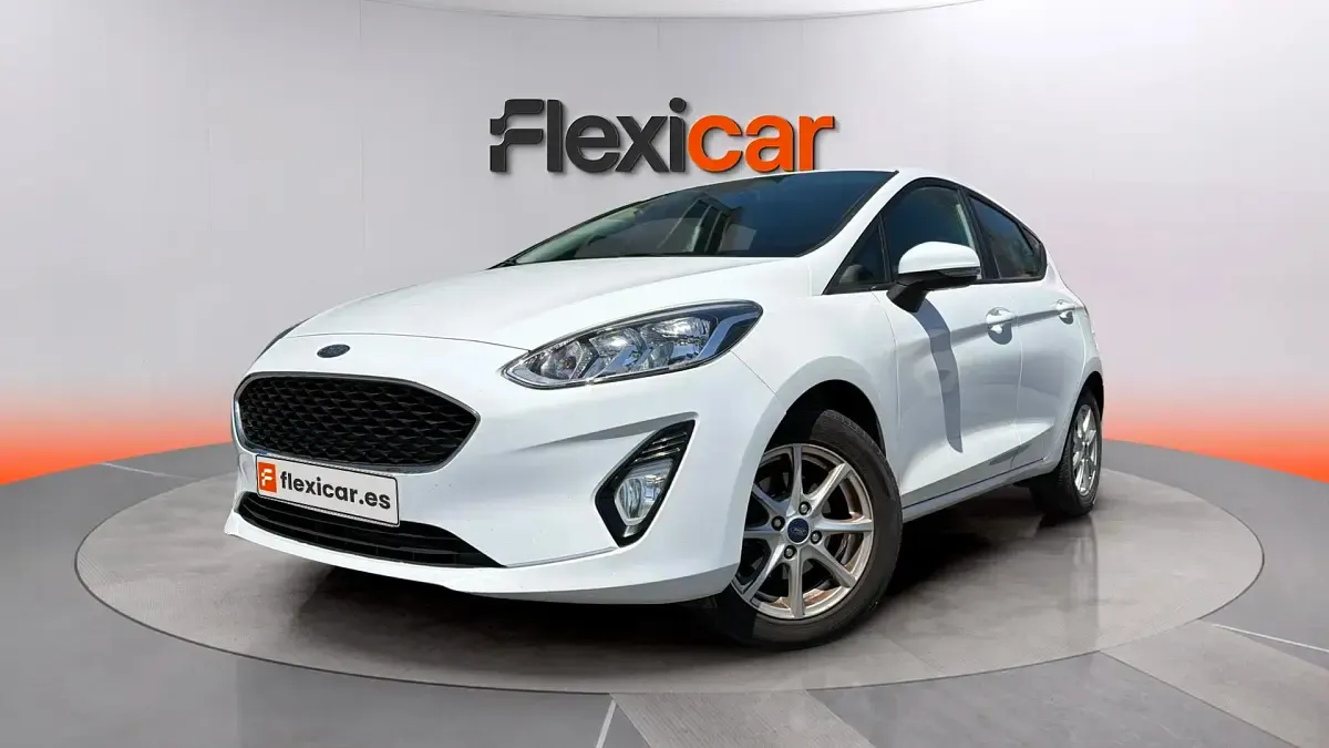 Usado Ford Fiesta Active 86 CV (63 kW) 2018 Blanco Utilitario