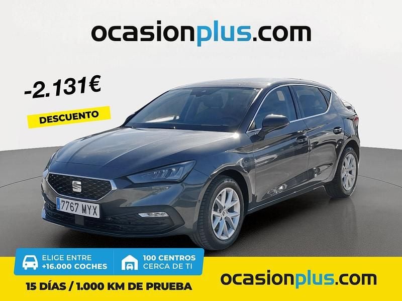 Gris Usado 2025 Seat Leon Style Berlina | 21.250 € (Buen precio) - Imagen 1/4