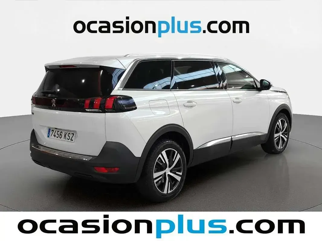Usado Peugeot 5008 Allure 131 CV (96 kW) 2019 Blanco SUV