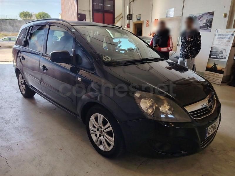Usado Opel Zafira Family 125 CV (91 kW) 2012 Gris / plata Monovolumen