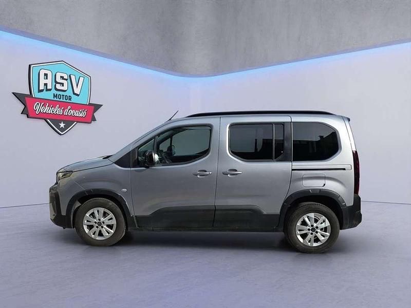 Usado Peugeot Rifter Allure 99 CV (72 kW) 2024 Gris Monovolumen