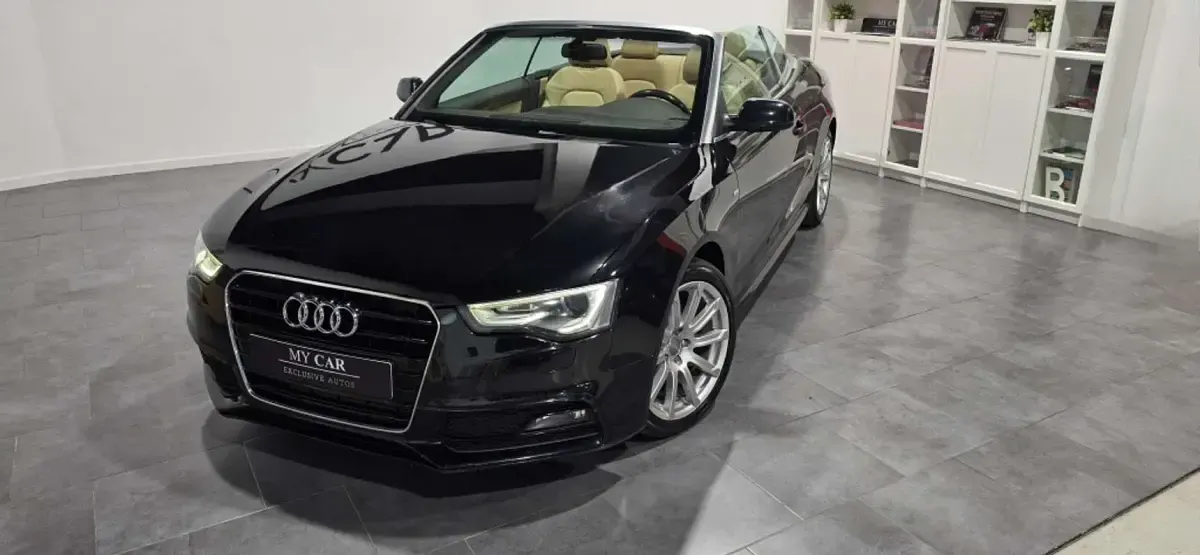 Usado Audi A5 Cabriolet Exclusive 170 CV (125 kW) 2012 Negro Descapotable