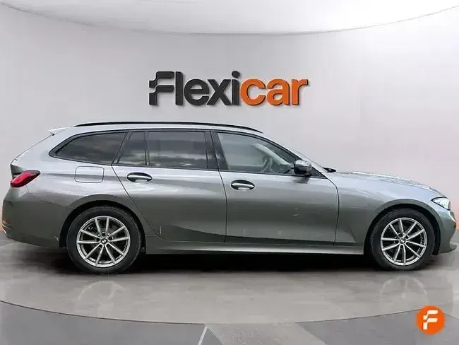 Usado BMW 330e 292 CV (214 kW) 2022 Gris Familiar
