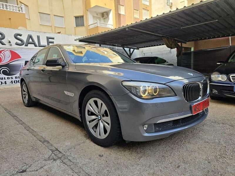 Gris / plata Usado 2009 BMW 730 Berlina | 11.500 € (Super precio) - Imagen 1/4