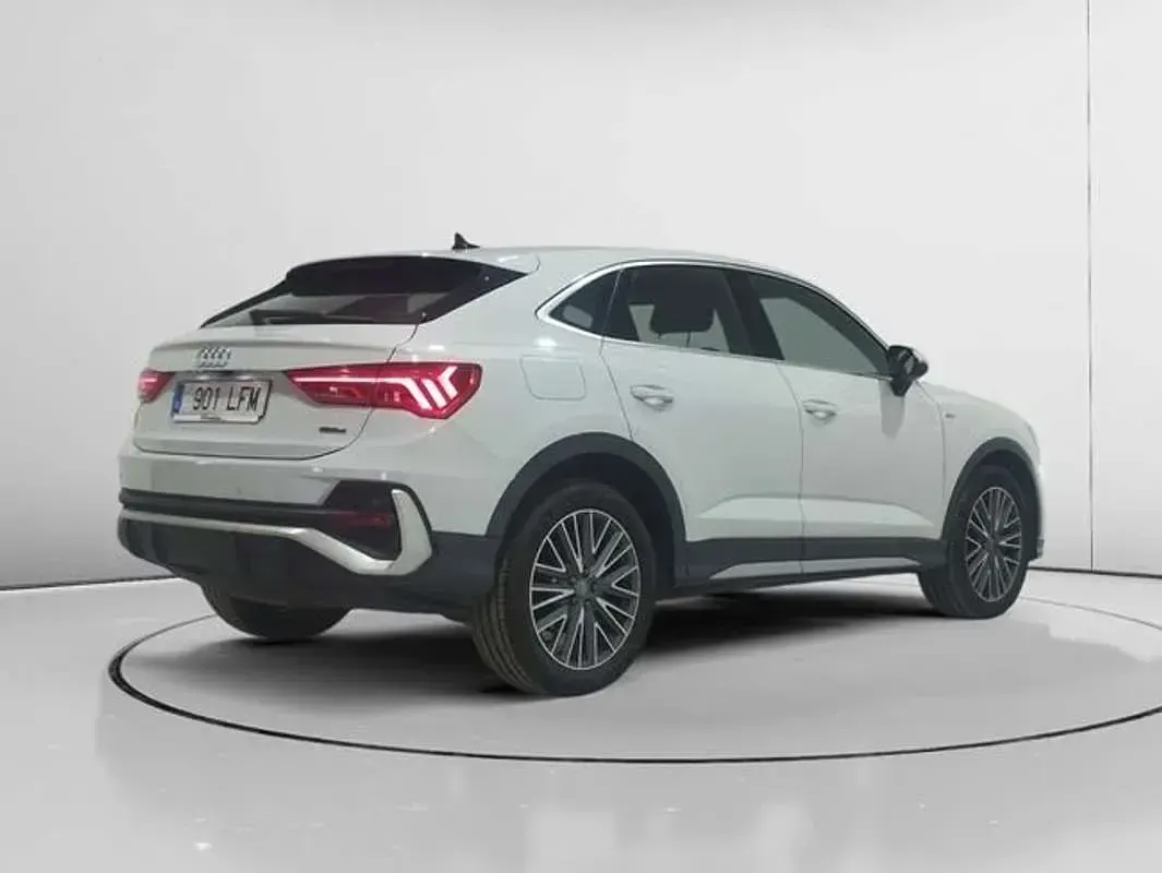Usado Audi Q3 Ambiente 190 CV (139 kW) 2020 Blanco SUV
