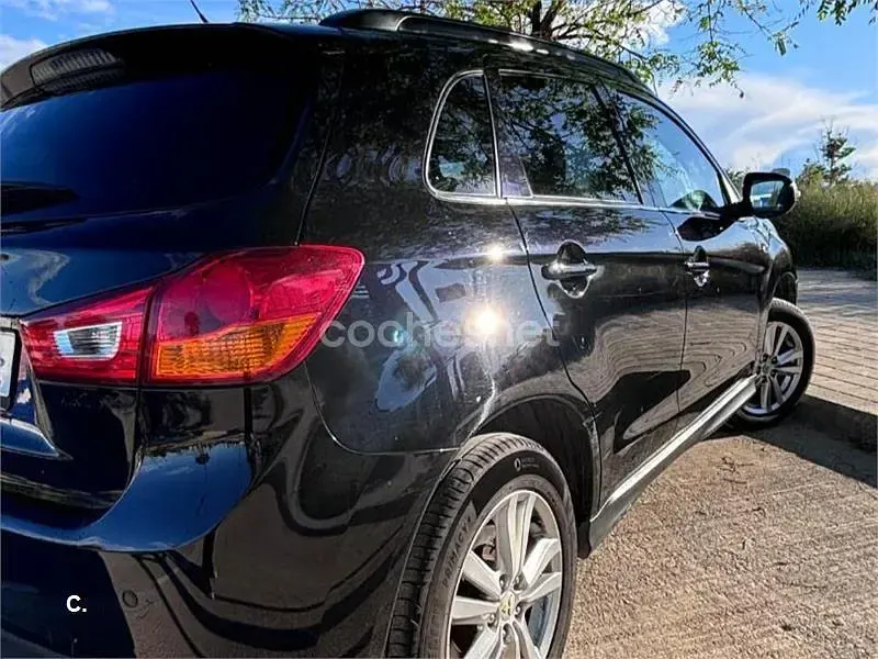Usado Mitsubishi ASX Motion 117 CV (86 kW) 2013 Negro SUV