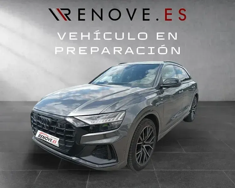 Usado Audi Q8 340 CV (250 kW) 2022 Gris / plata SUV