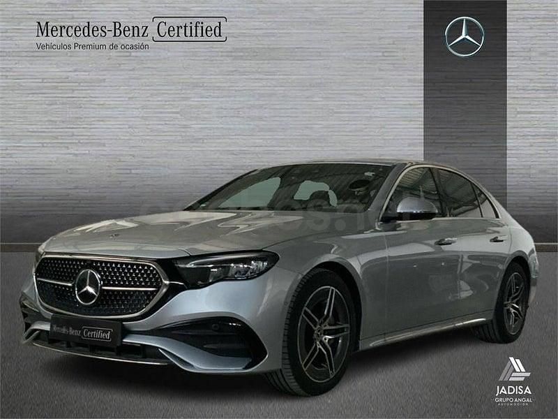 Usado Mercedes E220 197 CV (144 kW) 2024 Gris / plata Berlina