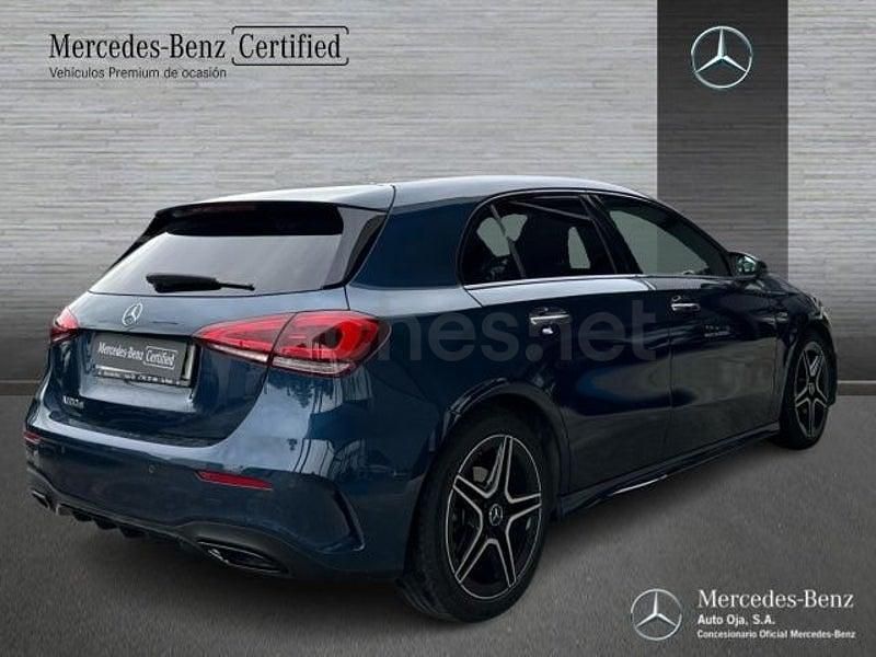 Usado Mercedes A180 116 CV (85 kW) 2022 Azul Berlina