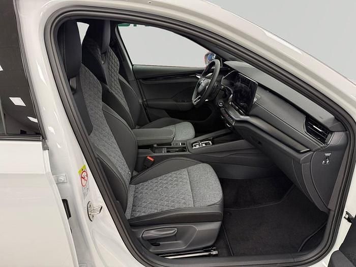 Nuevo Skoda Octavia SportLine 150 CV (110 kW) 2026 Blanco