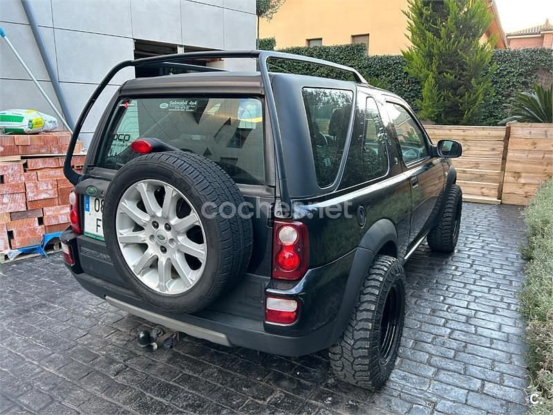 Usado Land Rover Freelander 112 CV (82 kW) 2004 Negro SUV