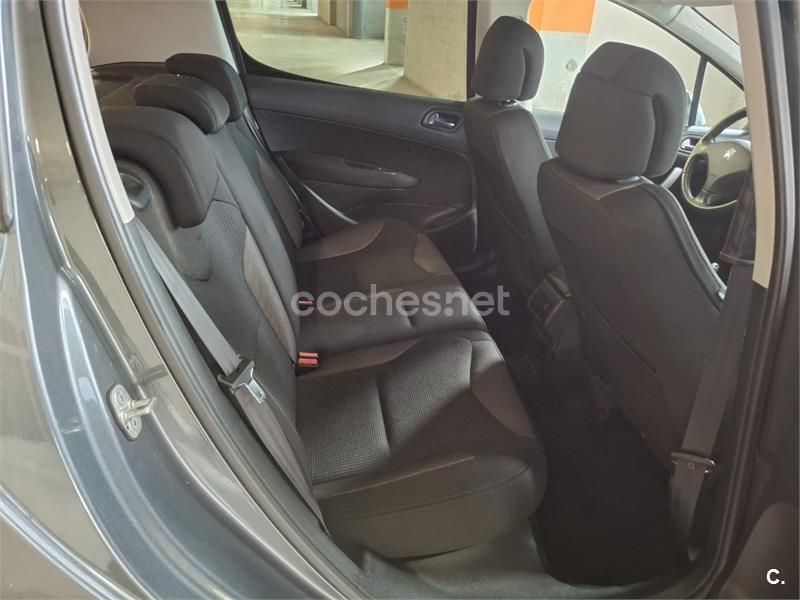 Negro Usado 2009 Peugeot 308 Berlina | 4000 € (Buen precio) - Imagen 1/4