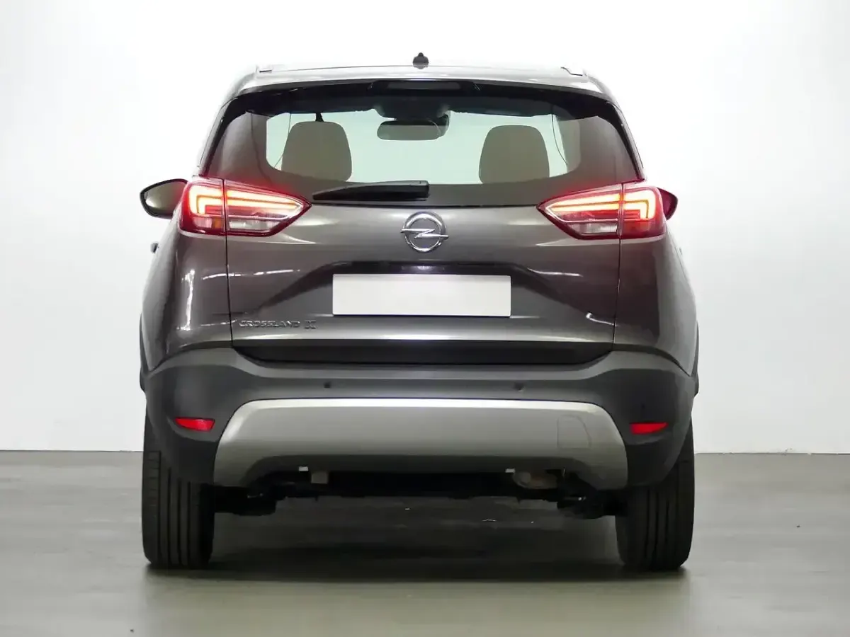 Usado Opel Crossland X 110 CV (80 kW) 2020 Gris SUV