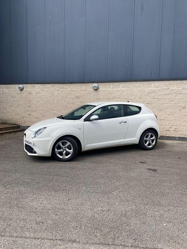 Usado Alfa Romeo MiTo Super 95 CV (69 kW) 2018 Blanco Utilitario