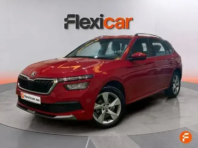 Usado Skoda Kamiq Ambition 110 CV (80 kW) 2020 Rojo SUV