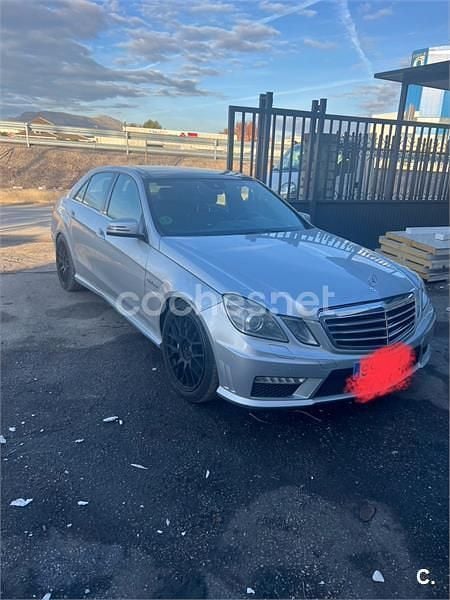 Usado Mercedes E63 AMG AMG 514 CV (378 kW) 2009 Gris / plata Berlina