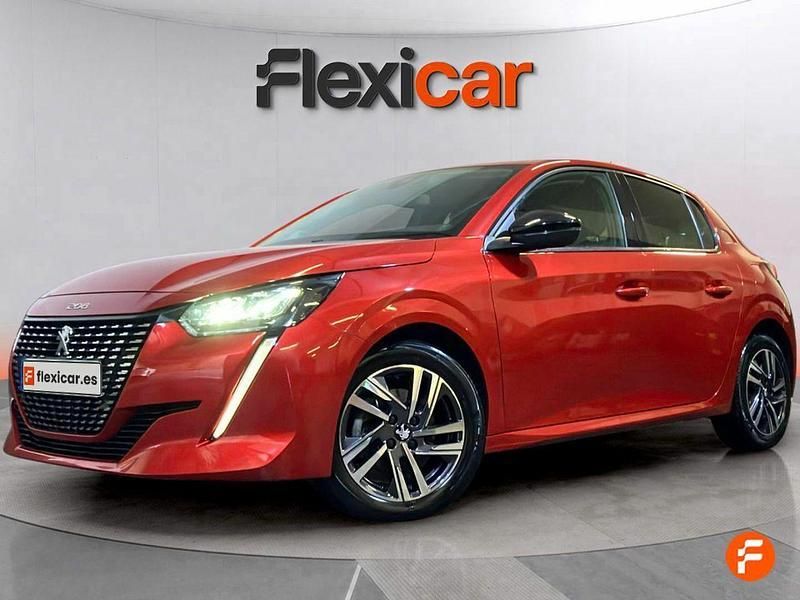 Usado Peugeot 208 Allure 100 CV (73 kW) 2023 Rojo Utilitario