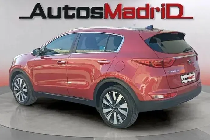 Usado Kia Sportage 115 CV (84 kW) 2018 Rojo SUV