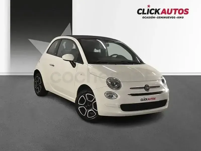 Usado Fiat 500C Club 70 CV (51 kW) 2023 Blanco Descapotable