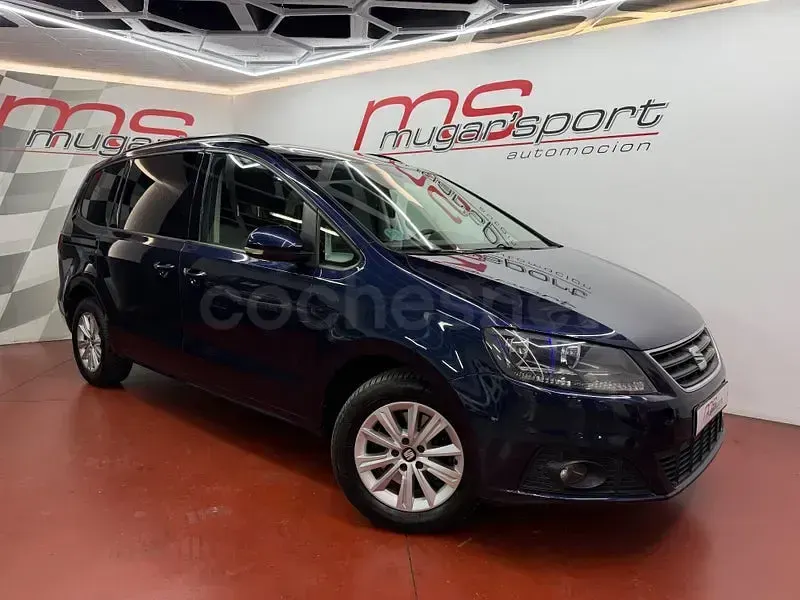 Usado Seat Alhambra Style Plus 150 CV (110 kW) 2016 Azul Monovolumen