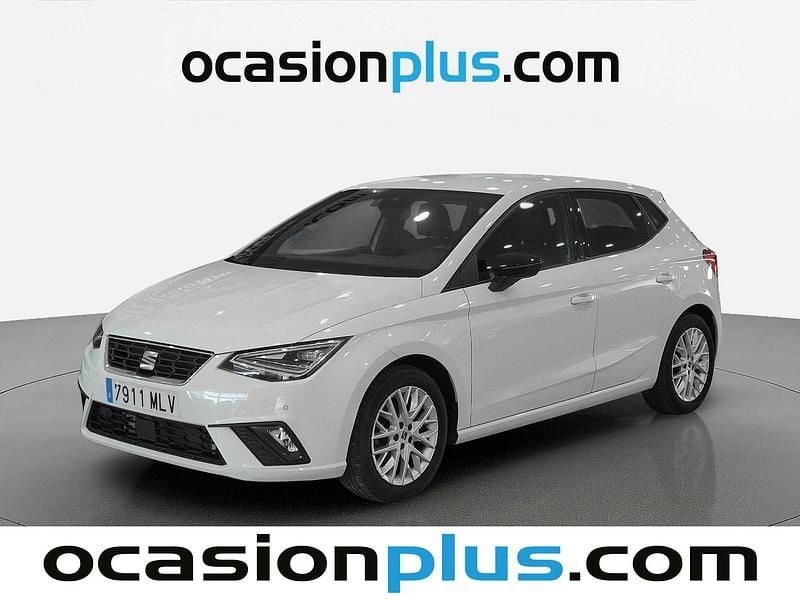 Usado Seat Ibiza FR 110 CV (80 kW) 2023 Blanco Utilitario