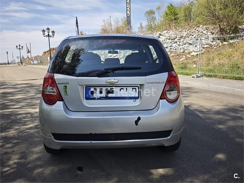 Usado Chevrolet Aveo LS 84 CV (61 kW) 2009 Gris / plata Berlina