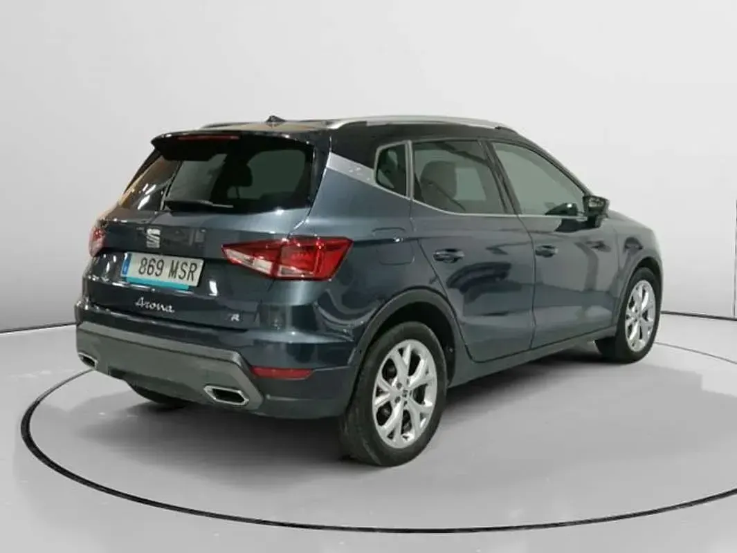 Usado Seat Arona FR 151 CV (111 kW) 2024 Negro SUV