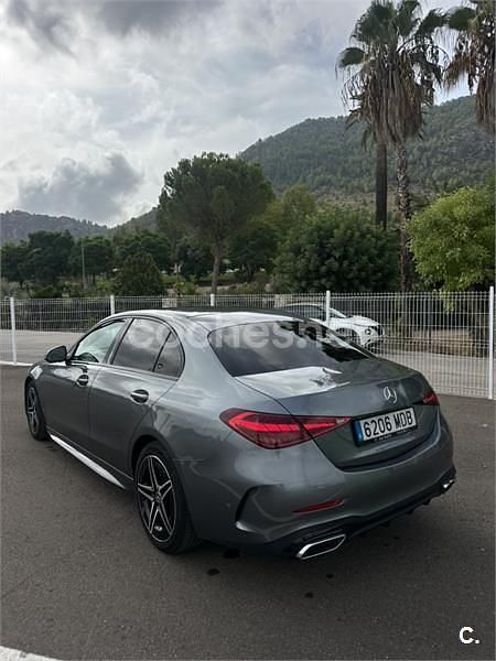 Usado Mercedes C220 200 CV (147 kW) 2022 Gris / plata Berlina
