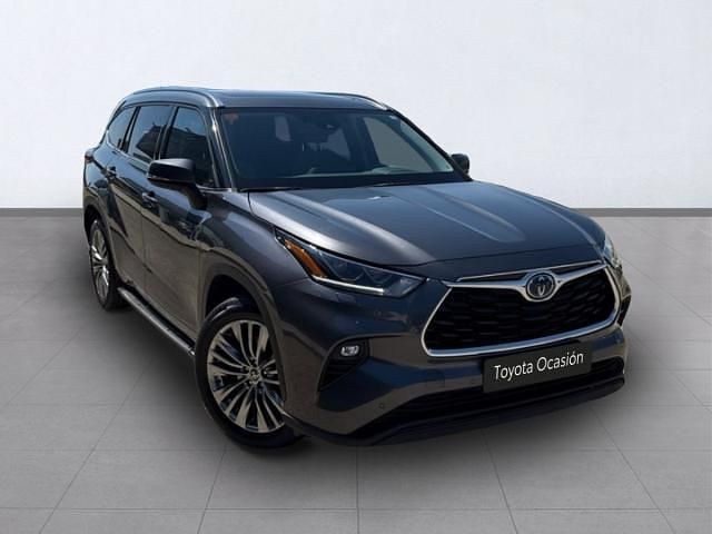 Gris Usado 2021 Toyota Highlander Skyview Edition SUV | 48.900 € - Imagen 1/4