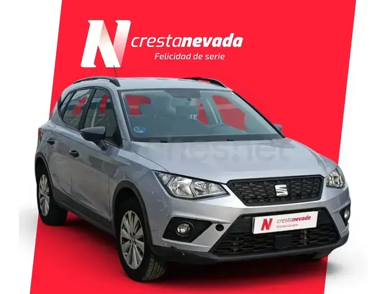 Usado Seat Arona Reference 90 CV (66 kW) 2020 Gris / plata SUV