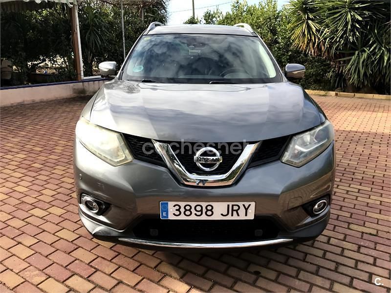 Usado Nissan X-Trail Tekna 130 CV (95 kW) 2016 Gris / plata SUV