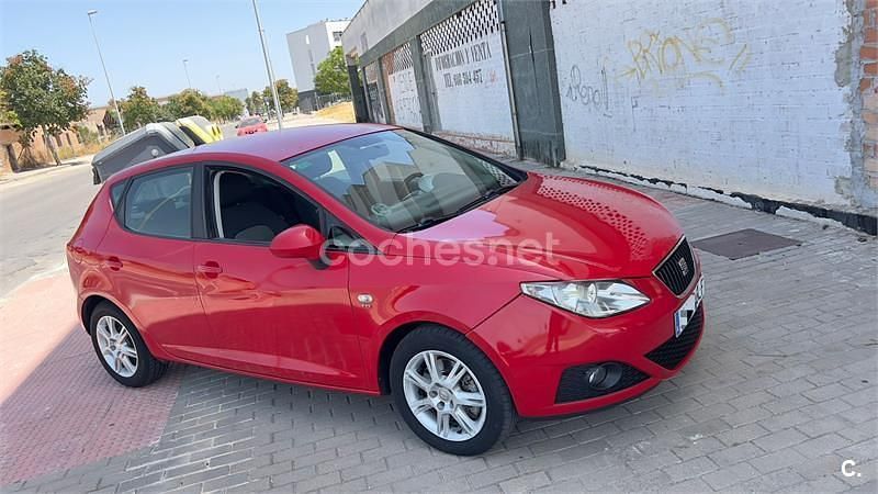 Rojo Usado 2009 Seat Ibiza Sport Berlina | 4985 € (Buen precio) - Imagen 1/4