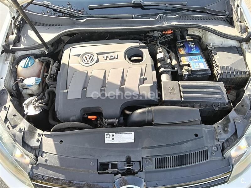 Usado VW Golf VII Sport 105 CV (77 kW) 2013 Blanco Familiar