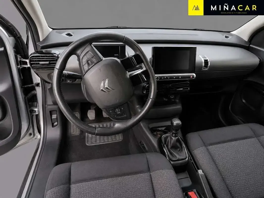 Usado Citroën C4 Cactus Feel 110 CV (80 kW) 2019 Gris Utilitario