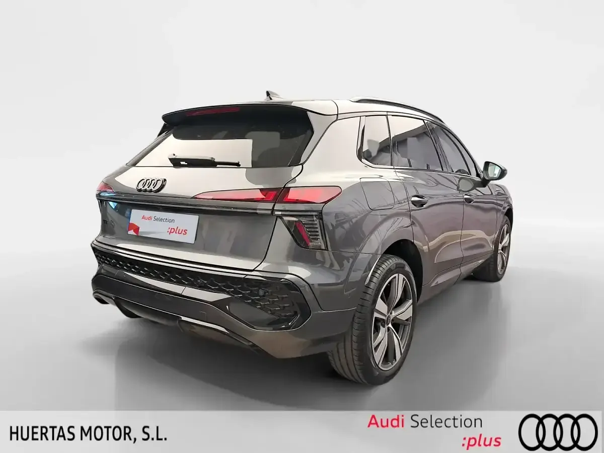 Usado Audi Q3 S-Line 150 CV (110 kW) 2025 Gris SUV