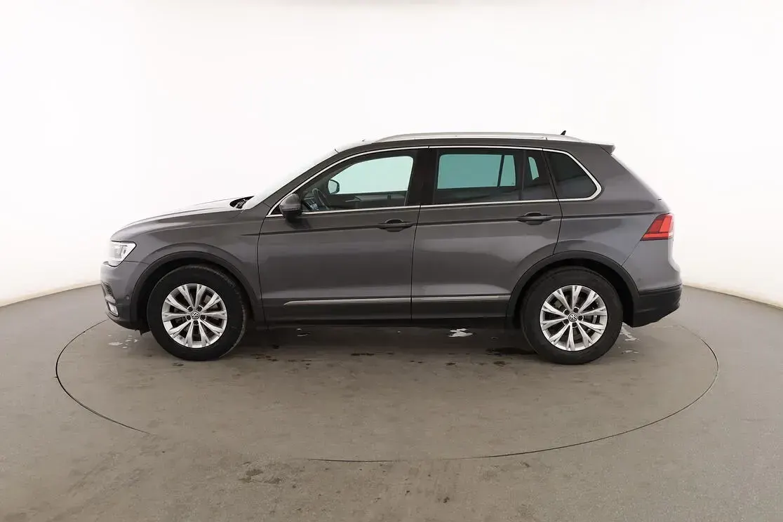 Usado VW Tiguan Advance 150 CV (110 kW) 2016 Gris SUV